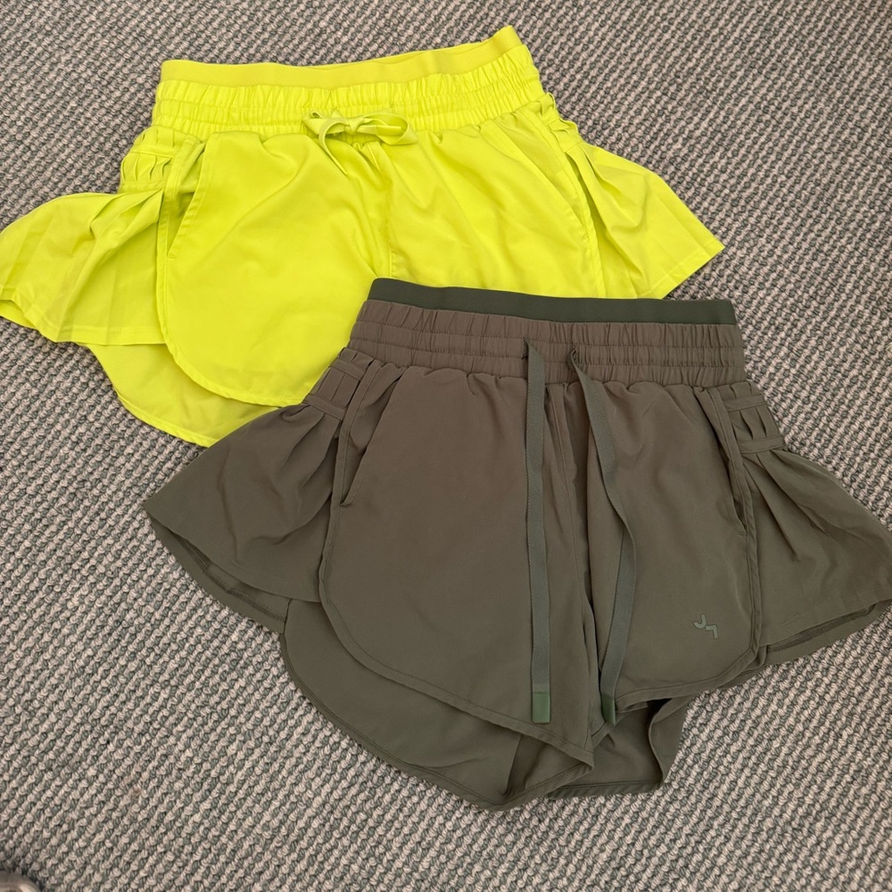 Super cute skort with side pleats